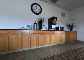 Salina Inn hotel thumbnail 2