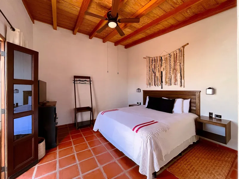 Casa Entrevez hotel detail image 6