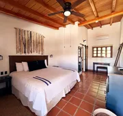 Casa Entrevez hotel detail image 7