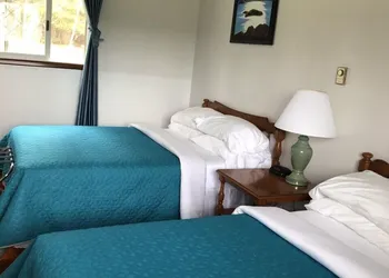 Coach House Motel 20 km East Terrace Bay hotel thumbnail 2