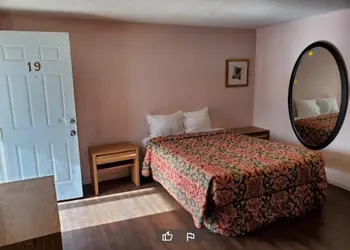 Napp Inn Motel hotel thumbnail 2