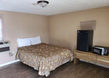 Napp Inn Motel hotel thumbnail 5