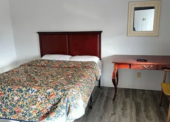 Napp Inn Motel hotel thumbnail 7