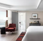 Four Seasons Hotel San Francisco at Embarcadero hotel detail image 7