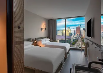 Moxy Downtown Los Angeles hotel thumbnail 6