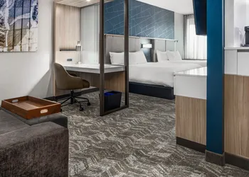 SpringHill Suites Charlotte Airport Lake Pointe hotel thumbnail 4
