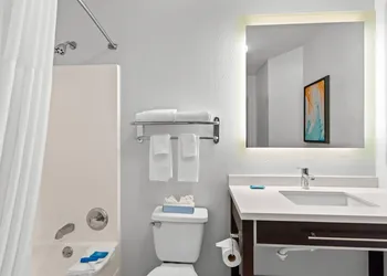 MainStay Suites Louisville Jeffersontown hotel thumbnail 4