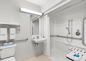 MainStay Suites Louisville Jeffersontown hotel thumbnail 5