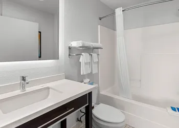 MainStay Suites Louisville Jeffersontown hotel thumbnail 6