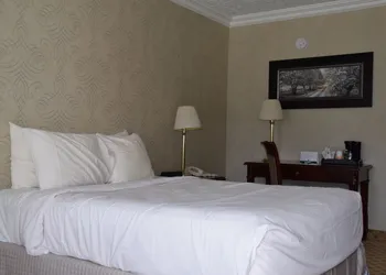 Festival Courtyard Inn hotel thumbnail 2