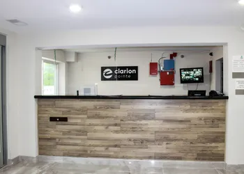 Clarion Pointe Bettendorf - Quad Cities hotel thumbnail 5
