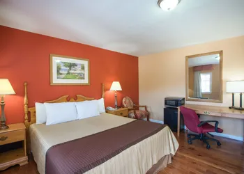 The Hillside Hotel hotel thumbnail 3