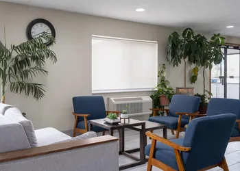 Travelodge by Wyndham Fargo West Acres hotel thumbnail 3
