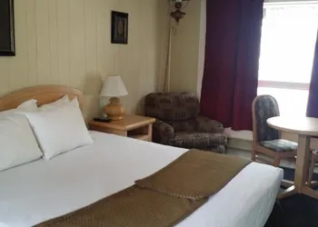 Apple Tree Inn hotel thumbnail 6