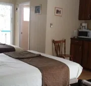Apple Tree Inn hotel detail image 7