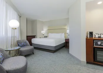 Hilton Richardson Dallas hotel thumbnail 6