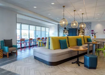 Home2 Suites by Hilton Fredericksburg South hotel thumbnail 3