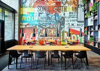 citizenM Seattle Pioneer Square hotel thumbnail 3