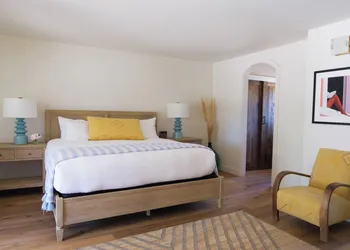 Hotel Ynez hotel thumbnail 7