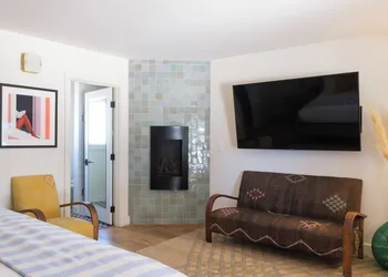 Hotel Ynez hotel thumbnail 8