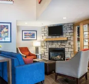Comfort Inn & Suites Sturbridge - Brimfield hotel detail image 4