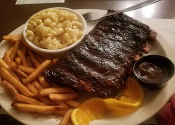 Laurelwood Inn and Steakhouse hotel thumbnail 6