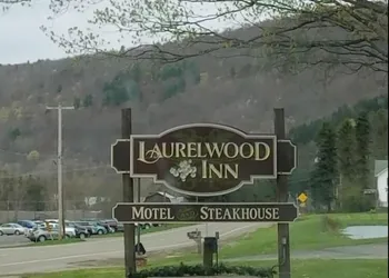 Laurelwood Inn and Steakhouse hotel thumbnail 8