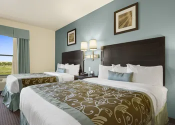 Holiday Inn Express Gulfport Beach by IHG hotel thumbnail 3