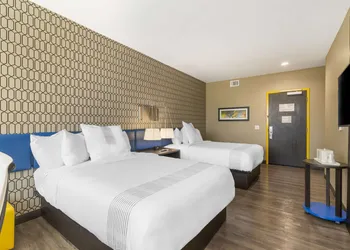 Glō Best Western Pooler - Savannah Airport Hotel hotel thumbnail 8