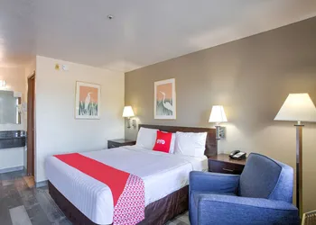 OYO Woodland Hotel and Suites hotel thumbnail 7