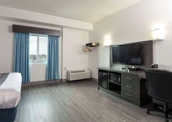 Comfort Hotel hotel thumbnail 4