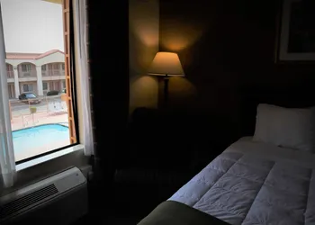 Oasis Inn & Suites Joshua Tree - 29 Palms hotel thumbnail 8