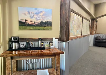 Red Rock Lodge hotel thumbnail 2