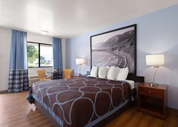 Super 8 by Wyndham Dunnigan hotel thumbnail 6
