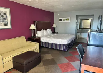 Executive Inn hotel thumbnail 7