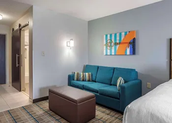MainStay Suites Bowling Green North hotel thumbnail 6
