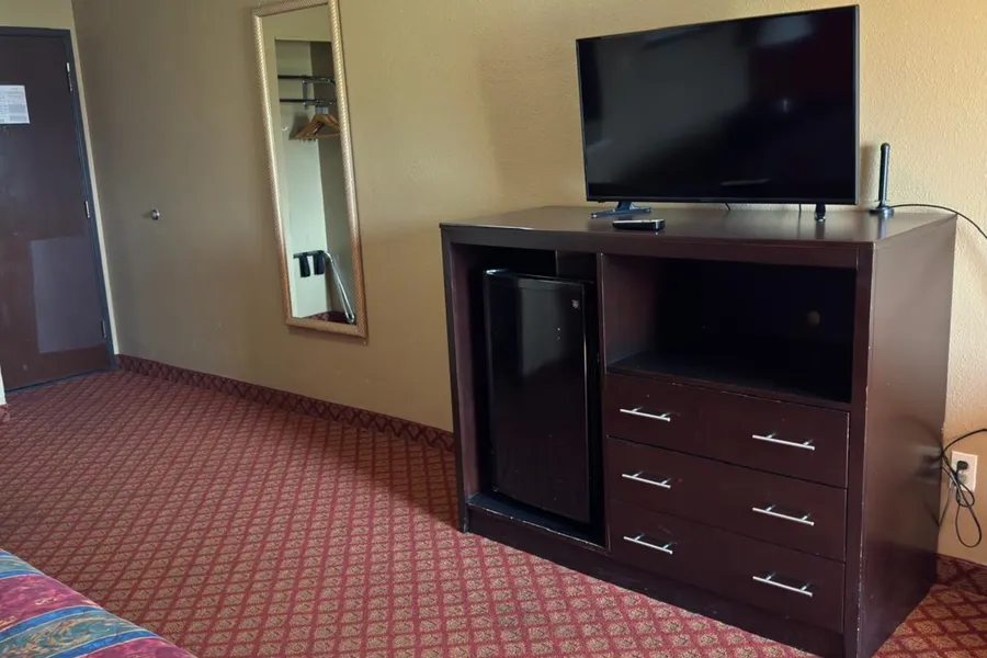 Broadway Inn & Suites OKC hotel detail image 6
