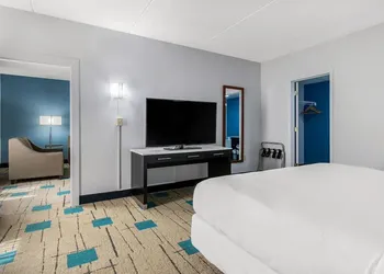 Hawthorn Extended Stay by Wyndham Chambersburg hotel thumbnail 6