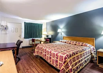 Brentwood Inn Richmond South hotel thumbnail 3