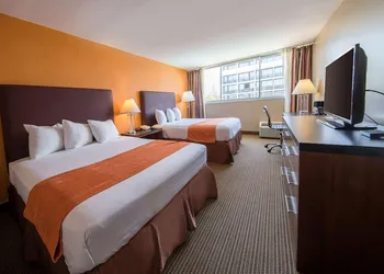 Howard Johnson by Wyndham Fullerton/Anaheim Conference Cntr hotel thumbnail 8