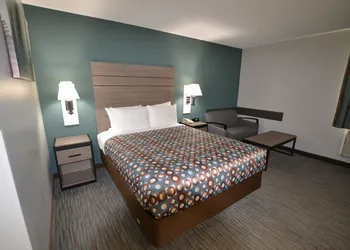 Countryside Inn & Suites hotel thumbnail 6