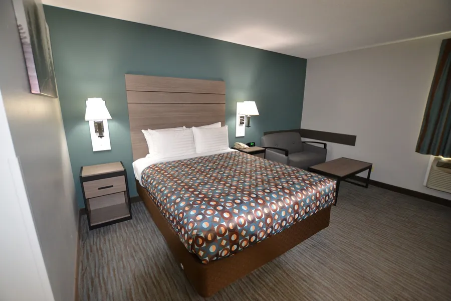 Countryside Inn & Suites hotel detail image 6