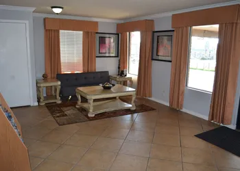 Hill Country Inn & Suites hotel thumbnail 3