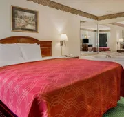 Rodeway Inn Sandersville hotel detail image 5