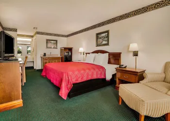 Rodeway Inn Sandersville hotel thumbnail 6