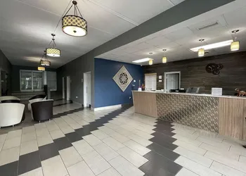 Econo Lodge Forest City hotel thumbnail 5