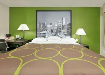Super 8 by Wyndham Palestine hotel thumbnail 5