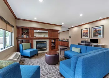 Comfort Inn & Suites Middletown - Franklin hotel thumbnail 2