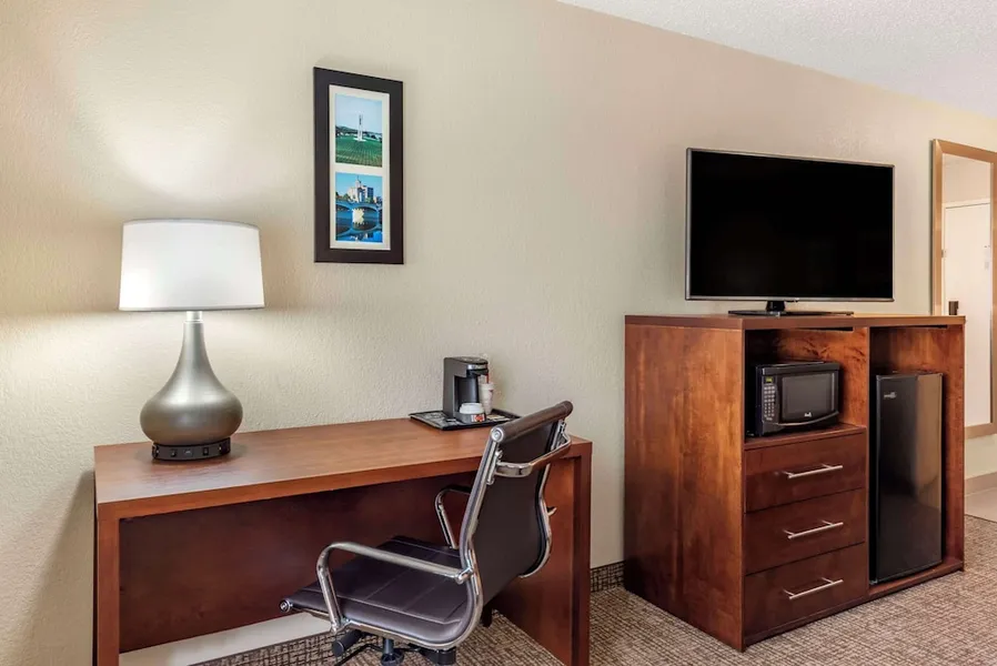 Comfort Inn & Suites Middletown - Franklin hotel detail image 6