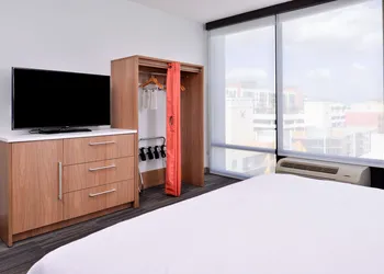 Home2 Suites by Hilton Tampa Downtown Channel District hotel thumbnail 7